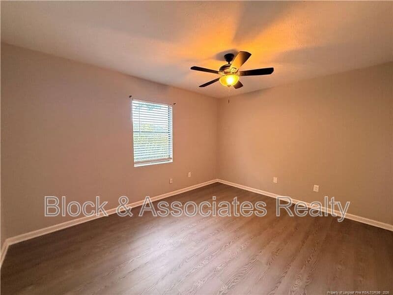 Hope Mills House: 4083 Professional Dr