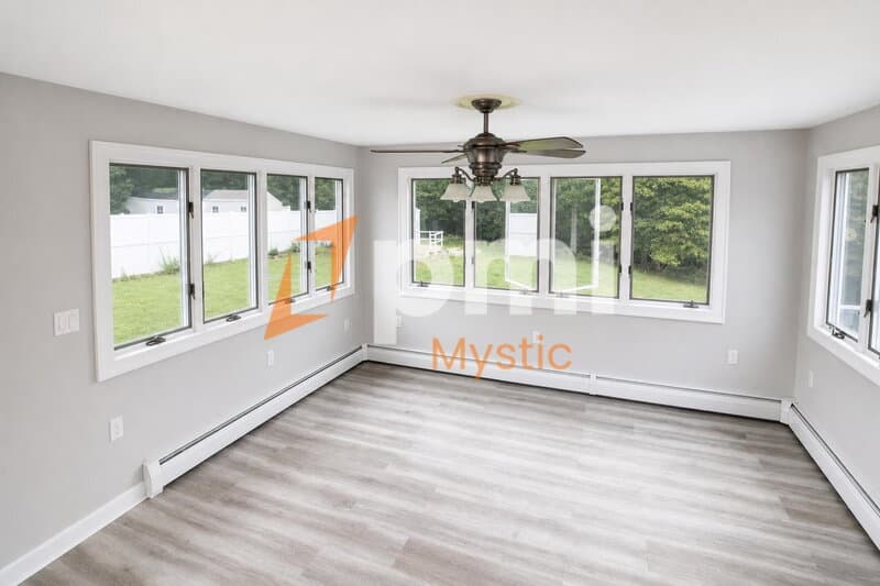 Mystic House: 90 Nantucket Dr