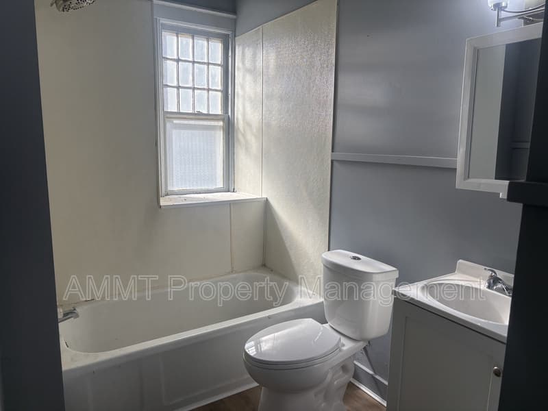 Cedar Rapids Condo: 1534 3rd Avenue Southeast - 3