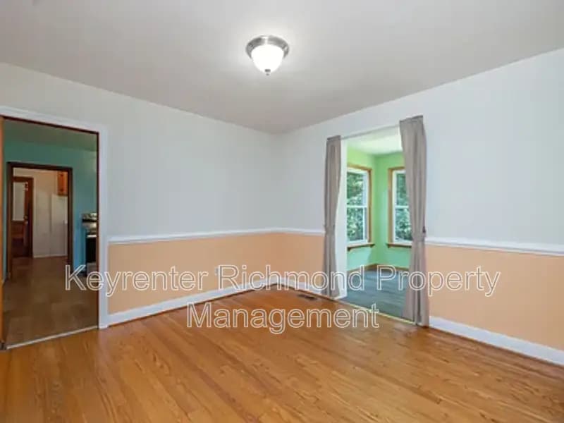 North Chesterfield House: 2811 Bon Oaks Lane