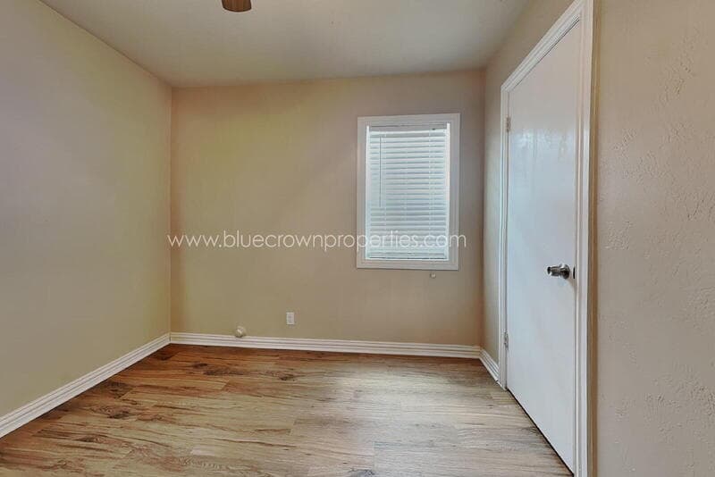 Euless House: 805 Aransas Drive