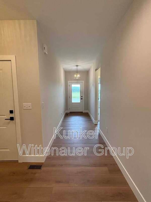 O'Fallon House: 641 Ambrose Drive