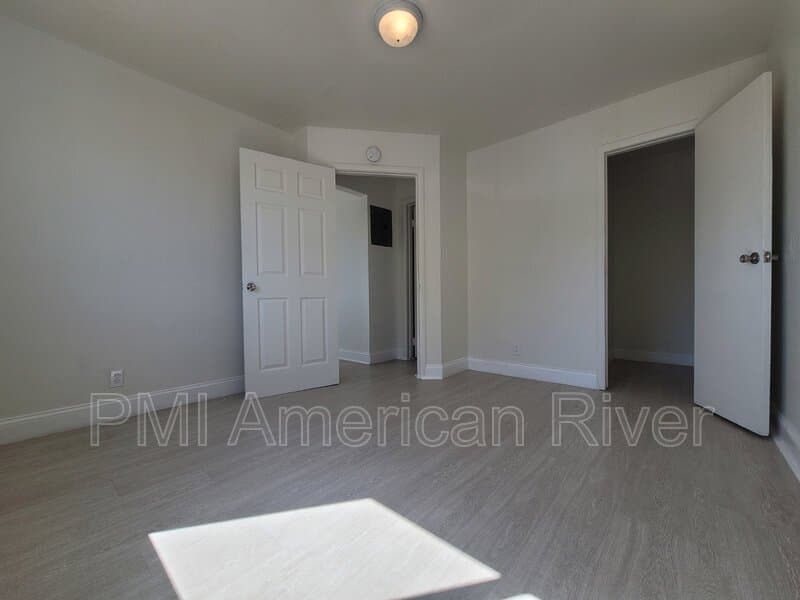 Sacramento Condo: 3729 Balsam Street