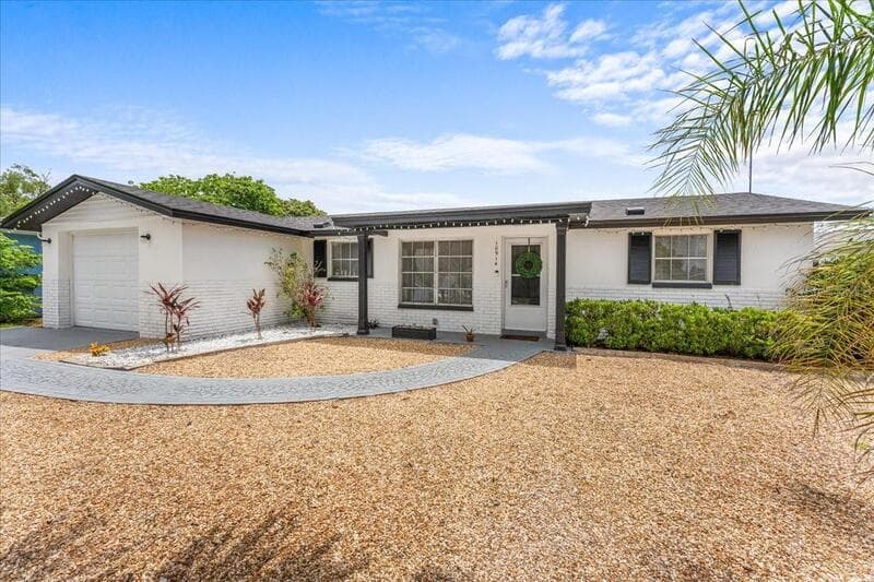 Port Richey House: 10914 Oakdale Avenue