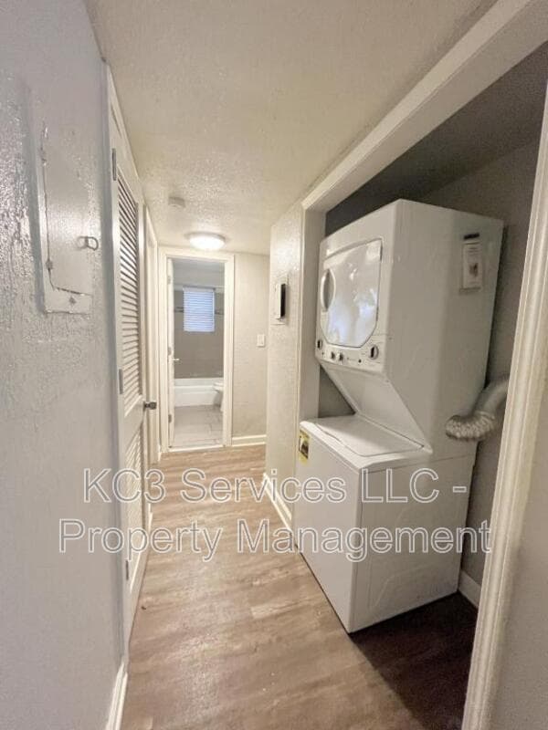 Kansas City House: 3710 Wyandotte St