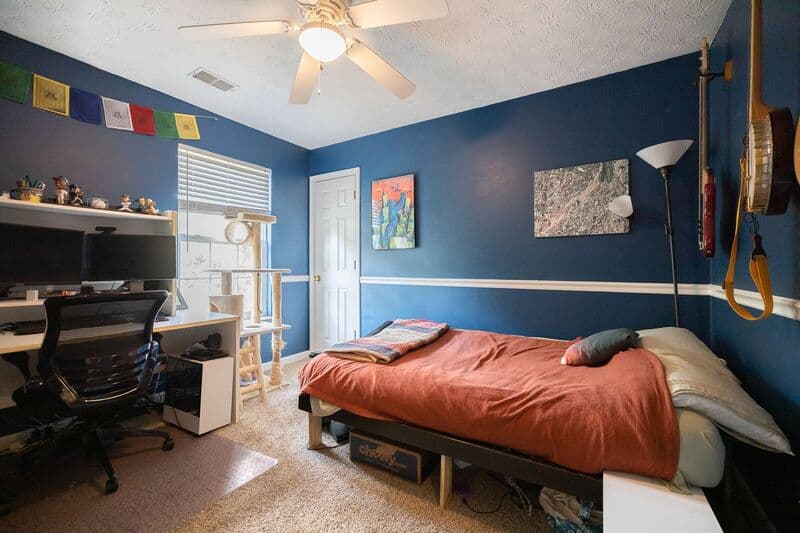 Athens House: 125 Whispering Springs