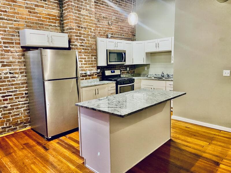 Burlington Condo: 116 N. 5th St. #407