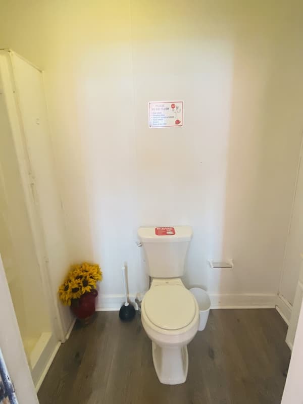York House: 144 West Jackson Street - B