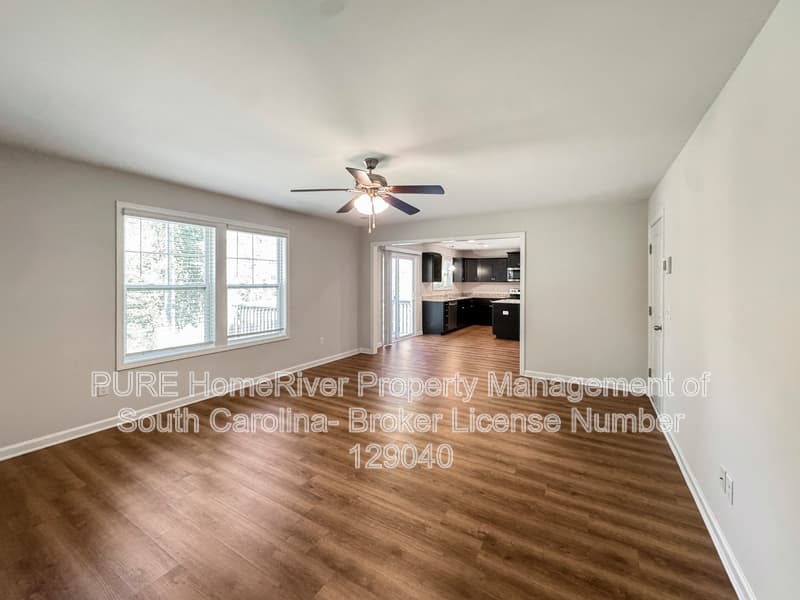 Sumter House: 351 Niblick Dr