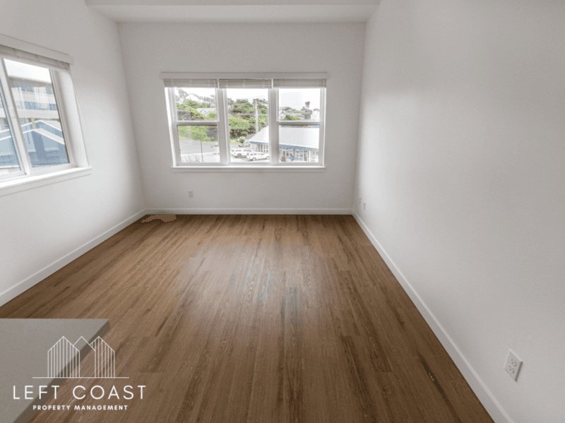 Lincoln City Condo: 680 SE Hwy 101 - 202