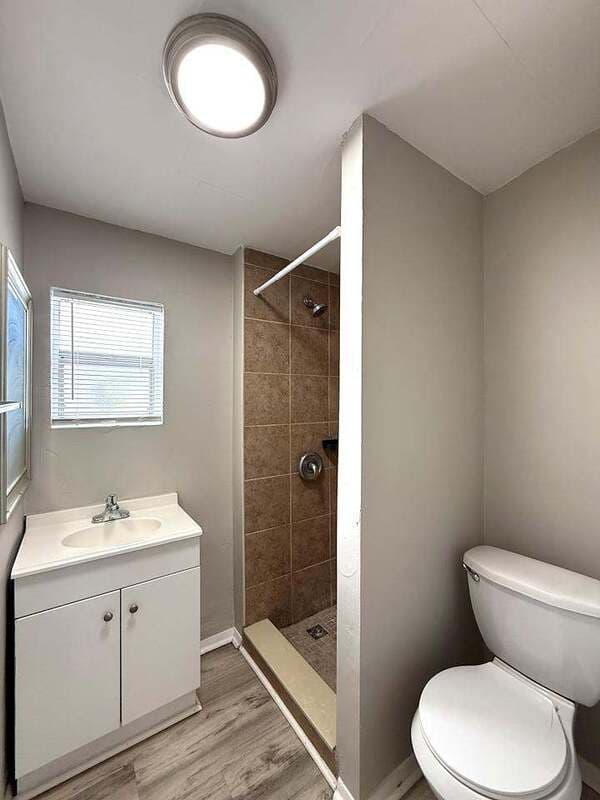 Tampa House: 8213 North Elmer Street