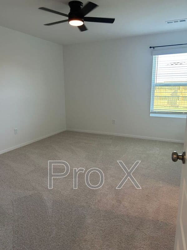 Pea Ridge House: 2708 Young St