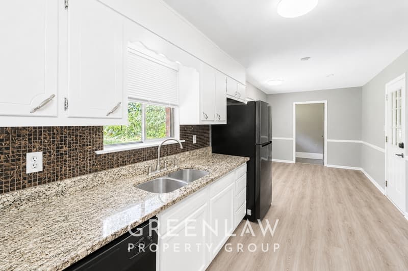 Atlanta House: 3605 Flat Shoals Road