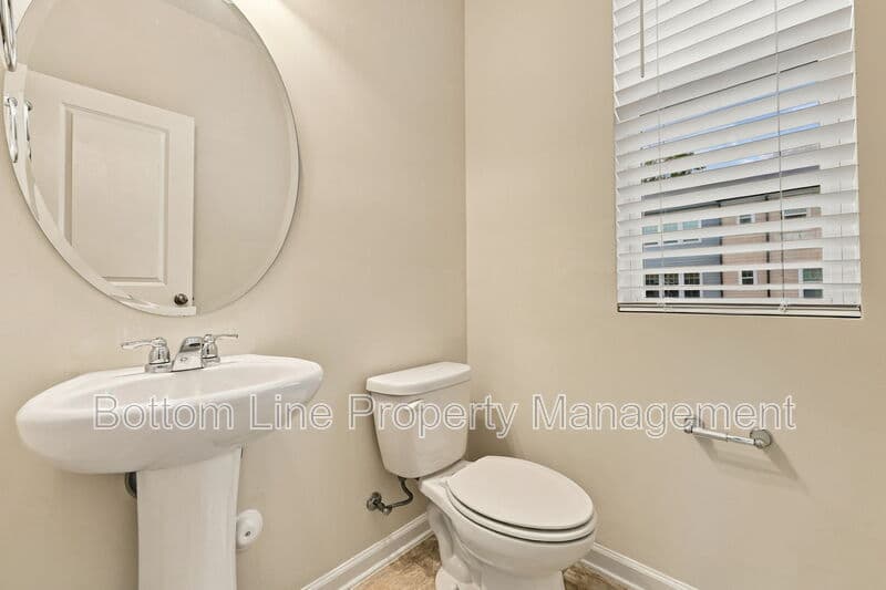 Apex Townhome: 1421 Salem Creek Dr