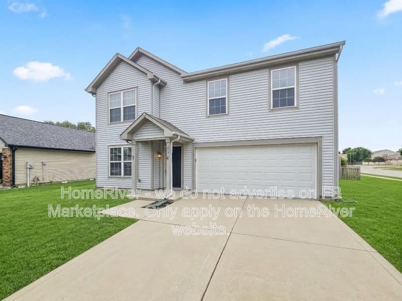 Whiteland House: 499 Pitch Pine Dr