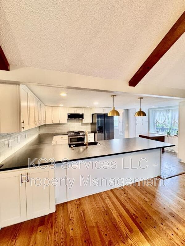 Kansas City House: 4311 NW 80th Terrace