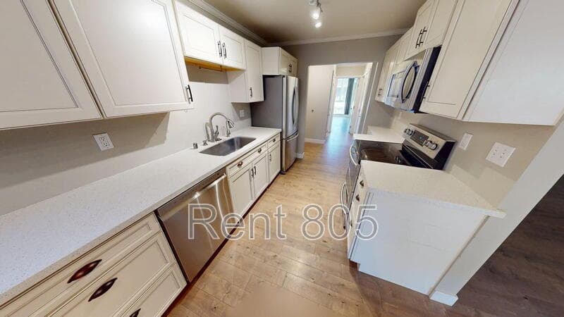Ventura Condo: 3700 Dean Drive