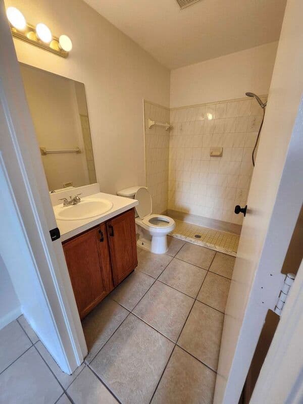 West Palm Beach House: 5214 Stacy Street