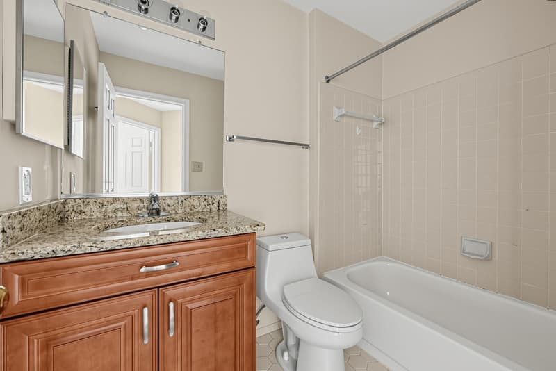 Alexandria House: 7427 Salford Court