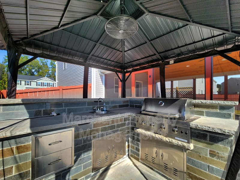 Piedmont House: 156 Barrington Creek Road