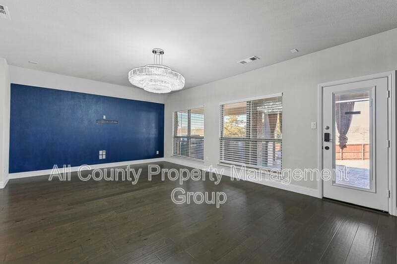 Fort Worth House: 5757 Broad Bay Lane