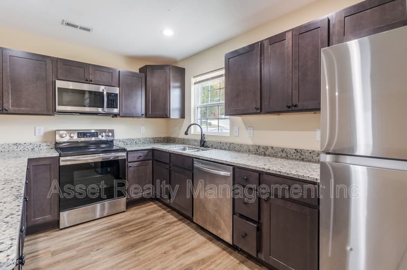 Louisville Condo: 916 Warrior Hill Drive - 1