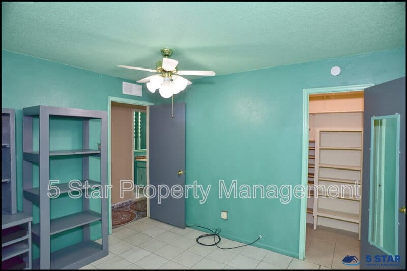 El Paso Condo: 6700 Escondido Drive