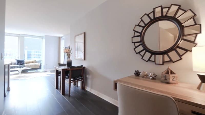 Chicago Condo: 21 W Randolph Dr