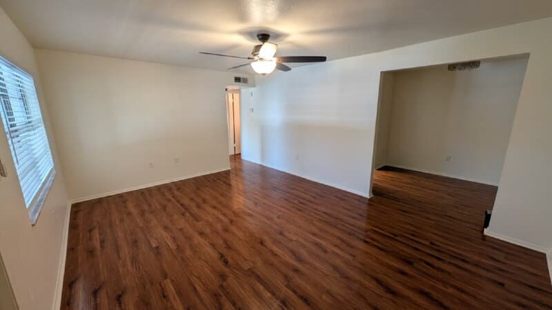 Sanford Condo: 700 E Airport Blvd