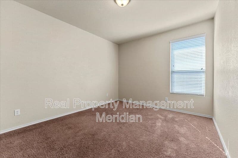 Fort Worth House: 1816 Placitas Trail