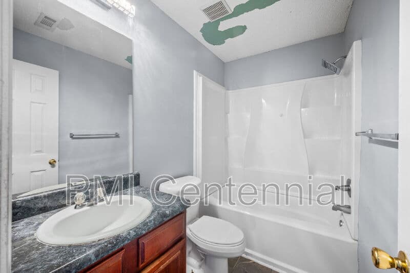 Lithonia House: 7227 Teakwood Pl