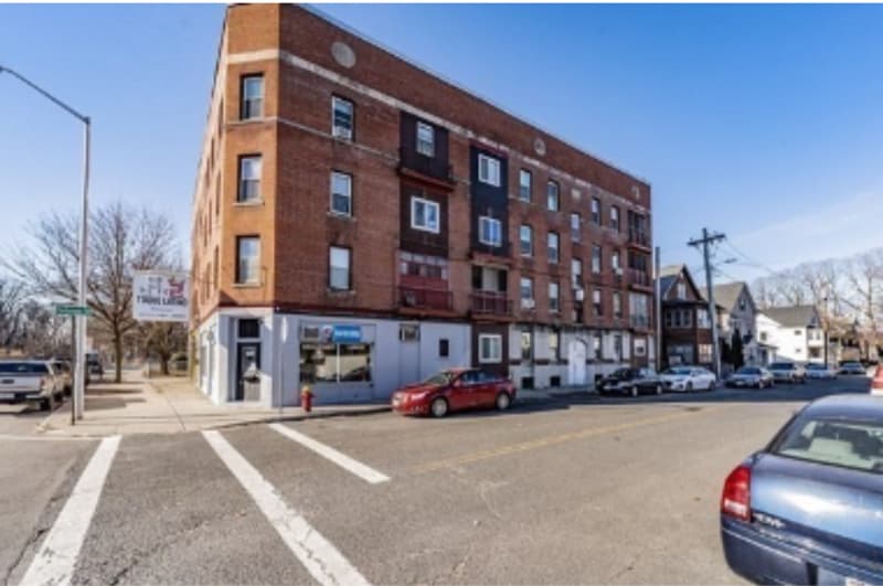 Chicopee Apartment: 920 Chicopee St