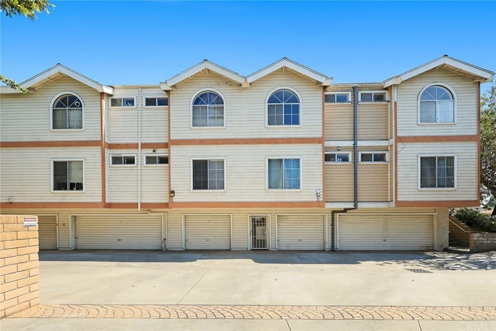 Monrovia Condo: 137 W Central Ave