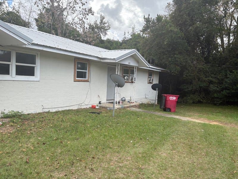 Macon Multiplex: 1143 Woolfolk St. Unit