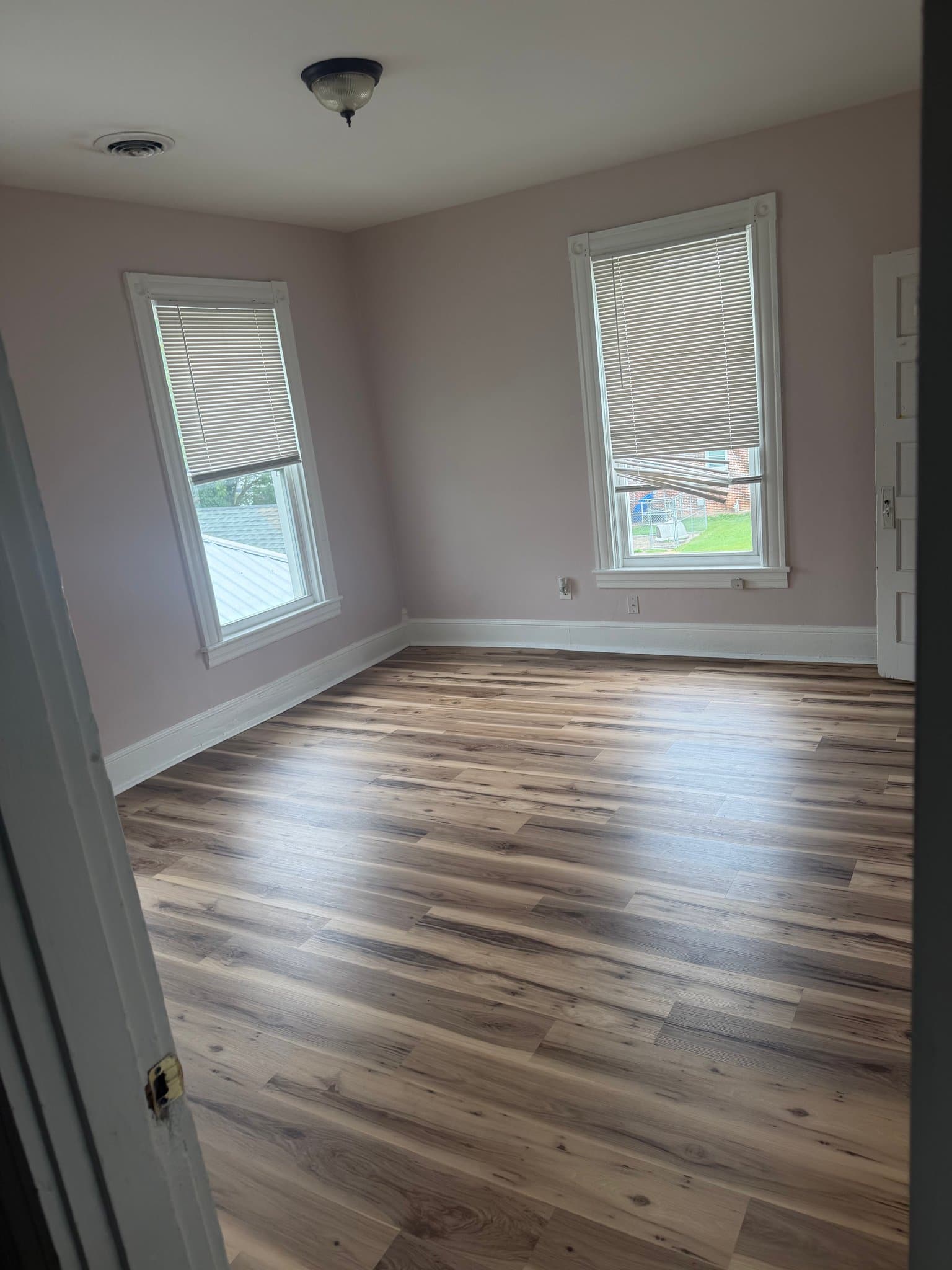 Richmond Apartment: 1400 Broad Rock Blvd