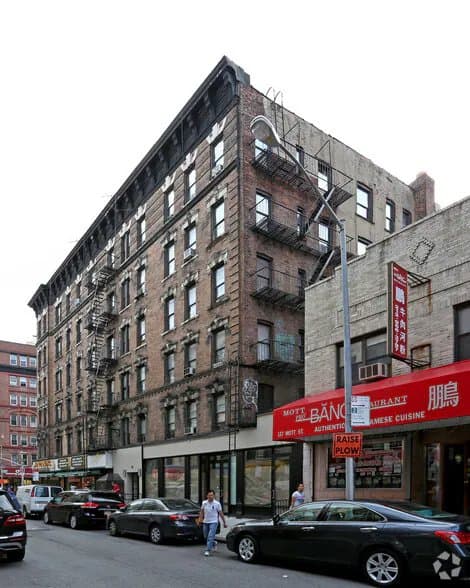 New York Apartment: 151 Mott Street