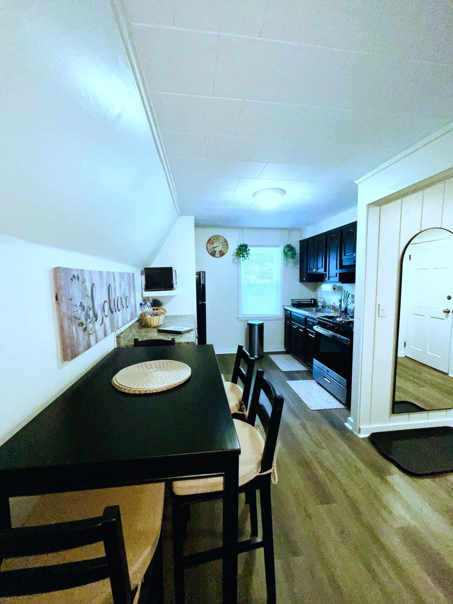 Sewaren Apartment: 41 S Robert St