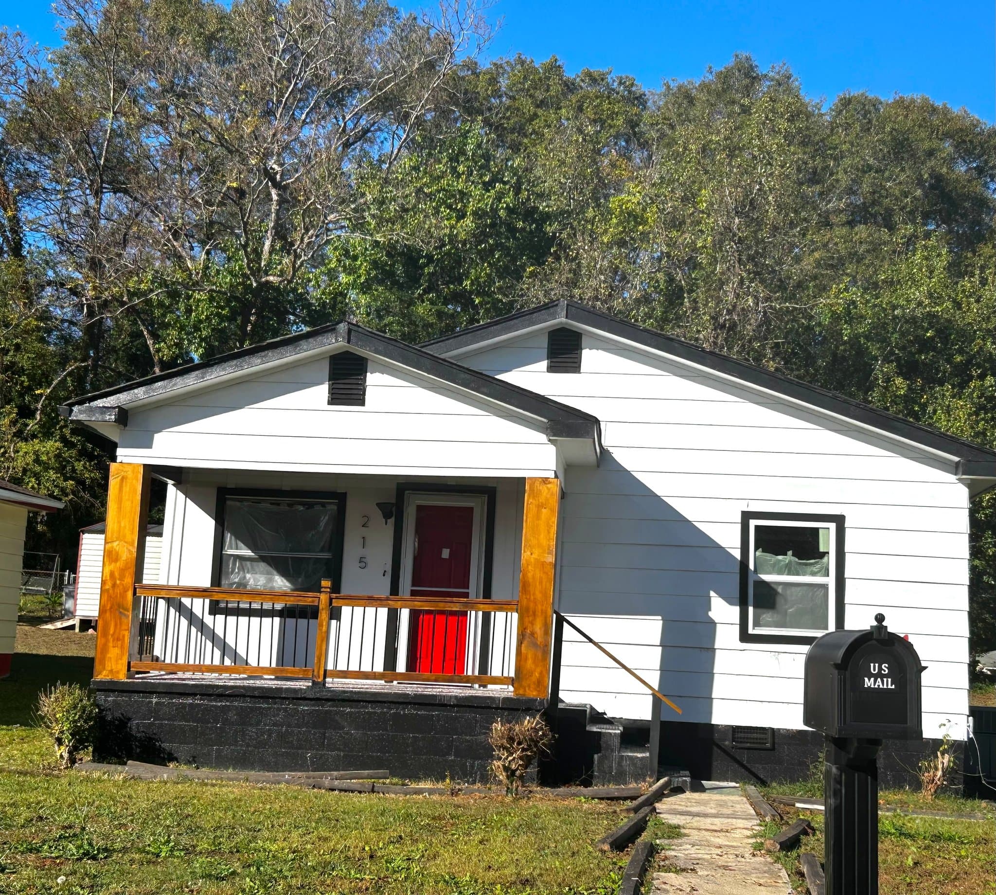 Lagrange House: 215 Brown Street
