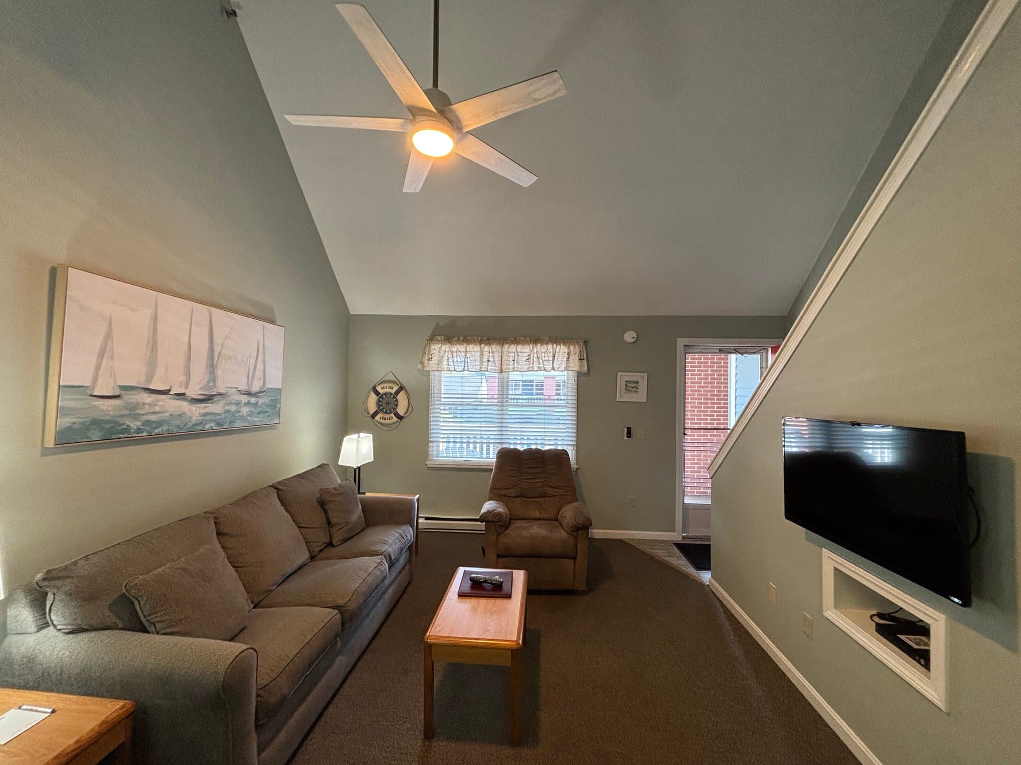 Wells Townhome: 1351 Post Rd