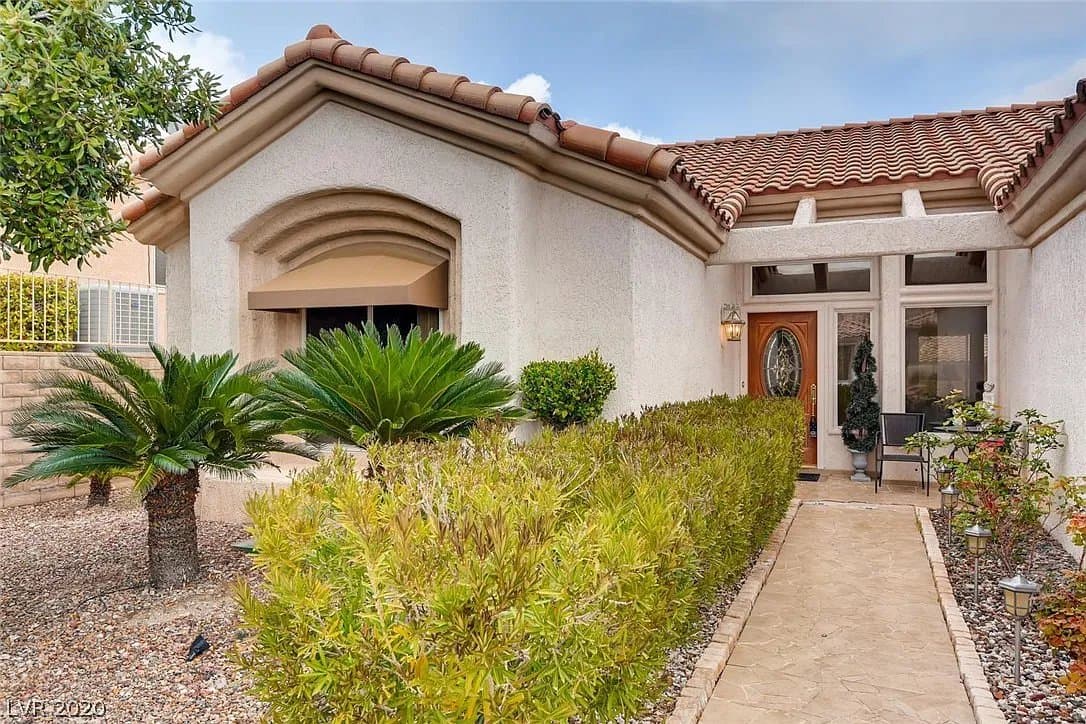 Las Vegas Single Room: 19128 Middle RidgeDr