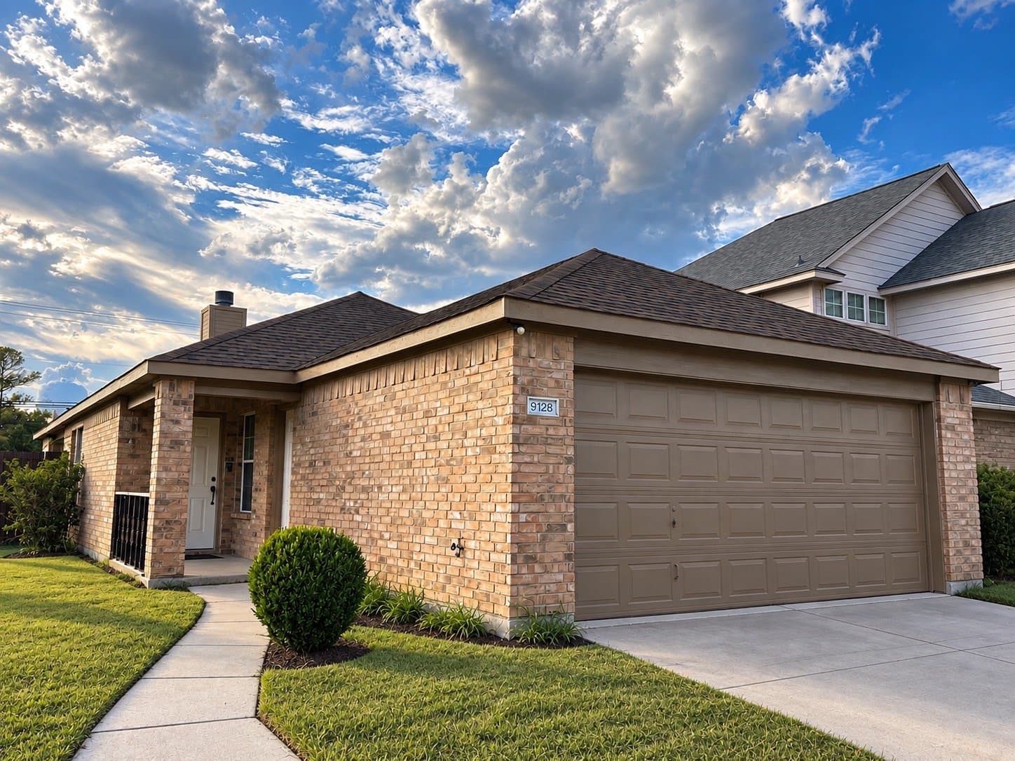Fort Worth House: 9128 Coral Ln
