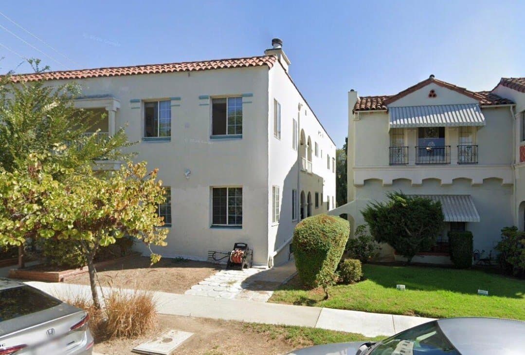 Los Angeles Multiplex: 1944 N Hoover St