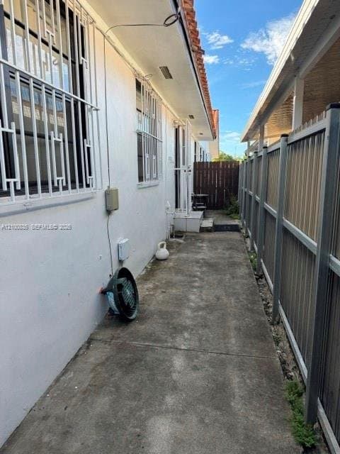 Miami House: 3232 SW 27th St