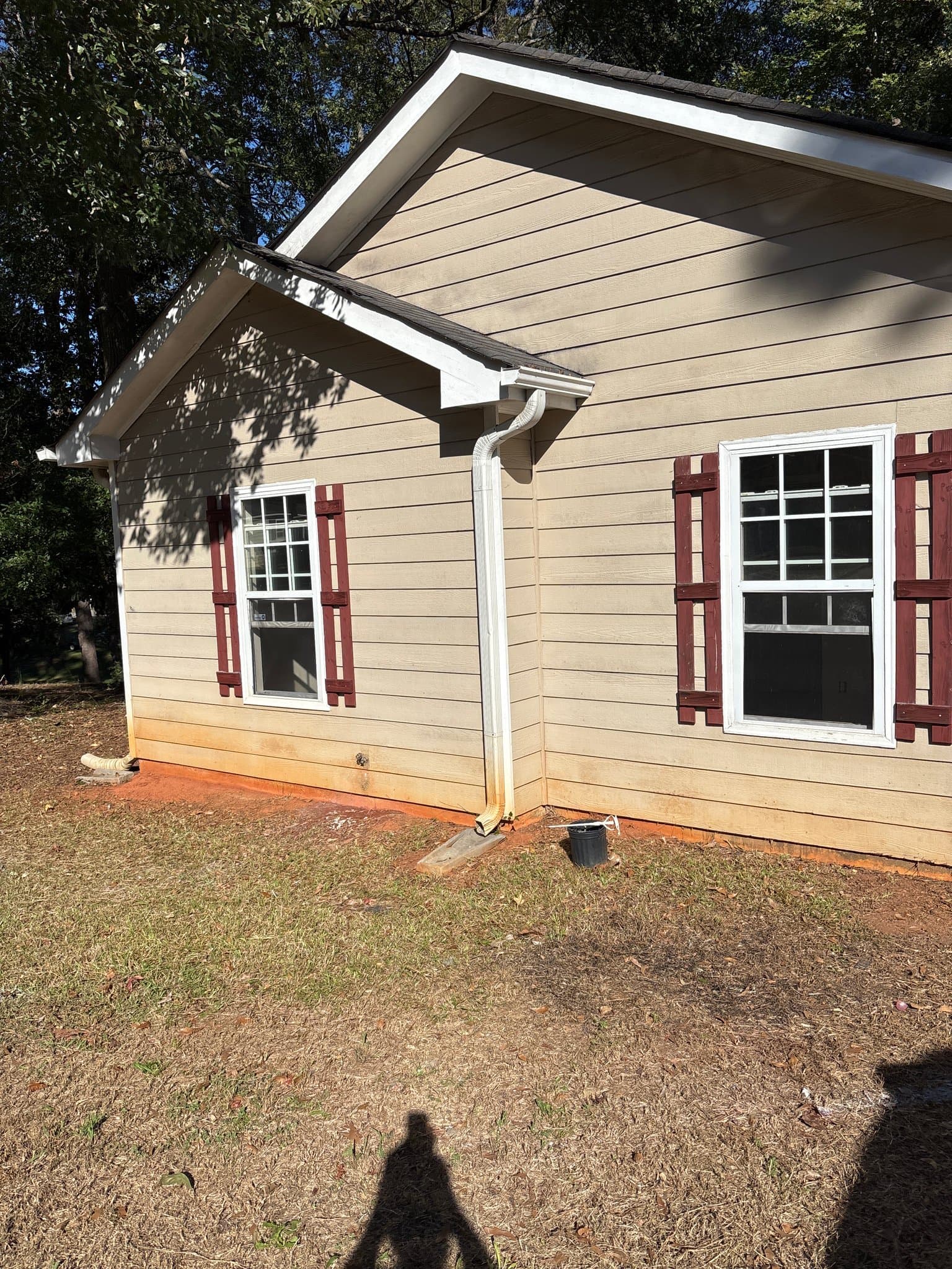 Covington House: 5133 Lackey St SW