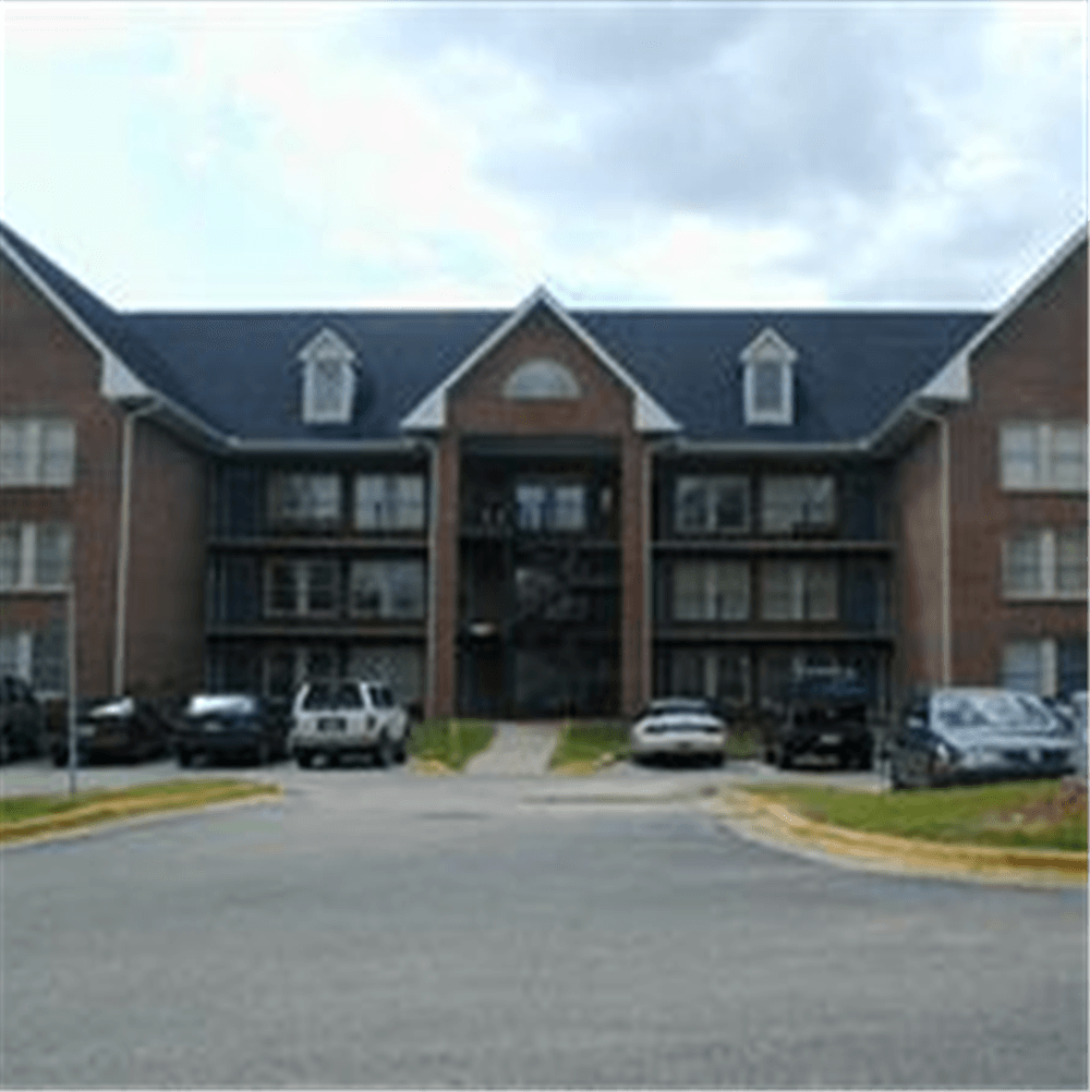 Auburn Apartment: Deerfield