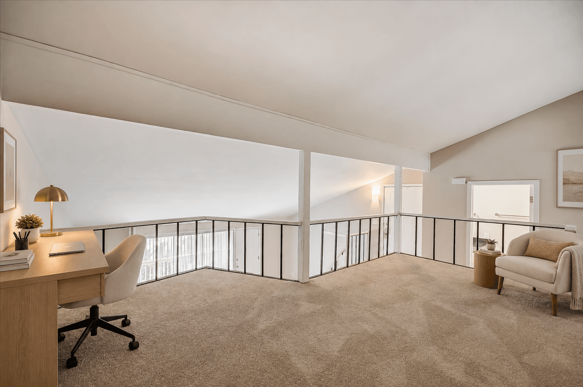 Milwaukee Apartment: 4602 S 20th Street #1