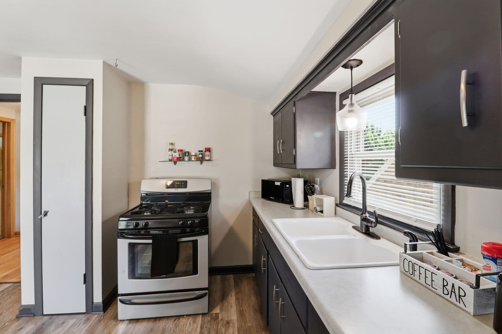Milwaukee Apartment: S 39th St