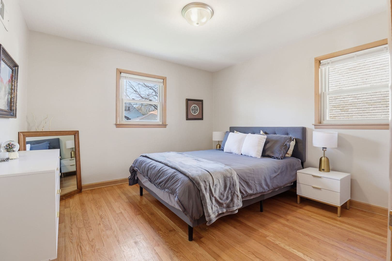 Milwaukee Apartment: S 39th St