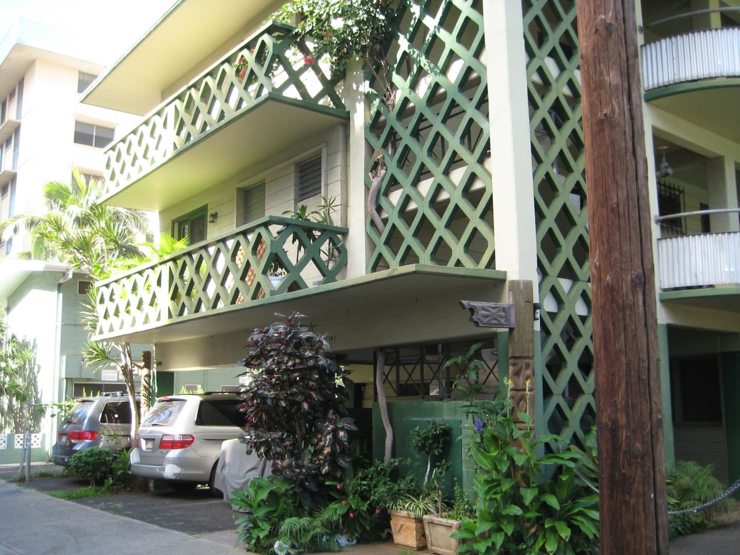 HONOLULU Apartment: 248 KAIULANI AVE