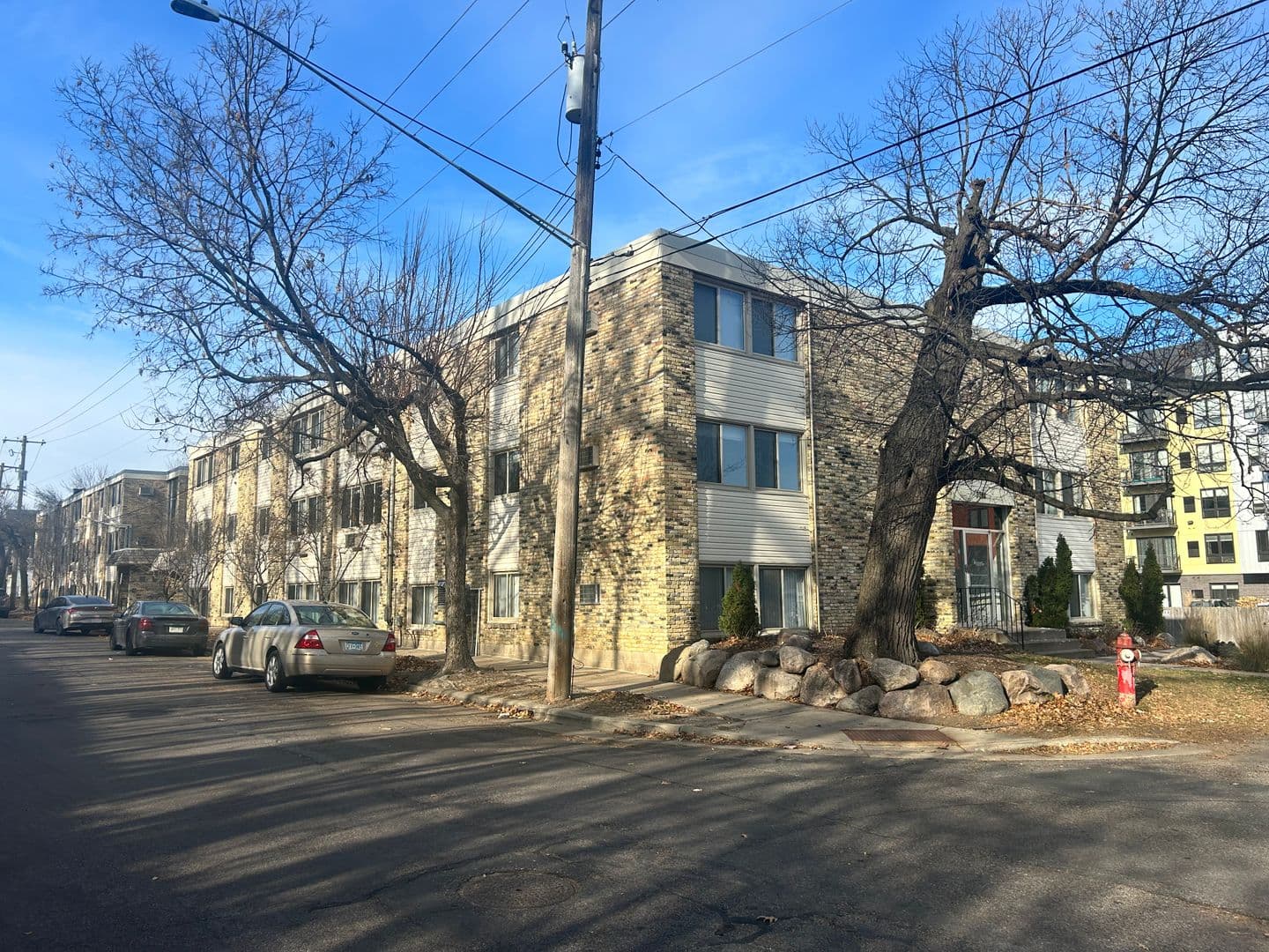Minneapolis Apartment: 3708 West 32nd Street
